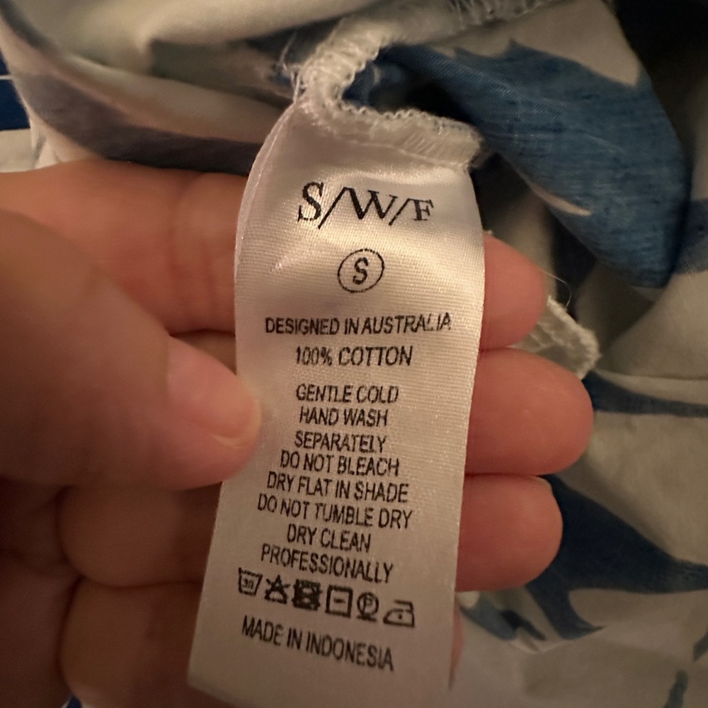 S/W/F Wave Waist Dress in Blue and White Size Small - Picture 9 of 9